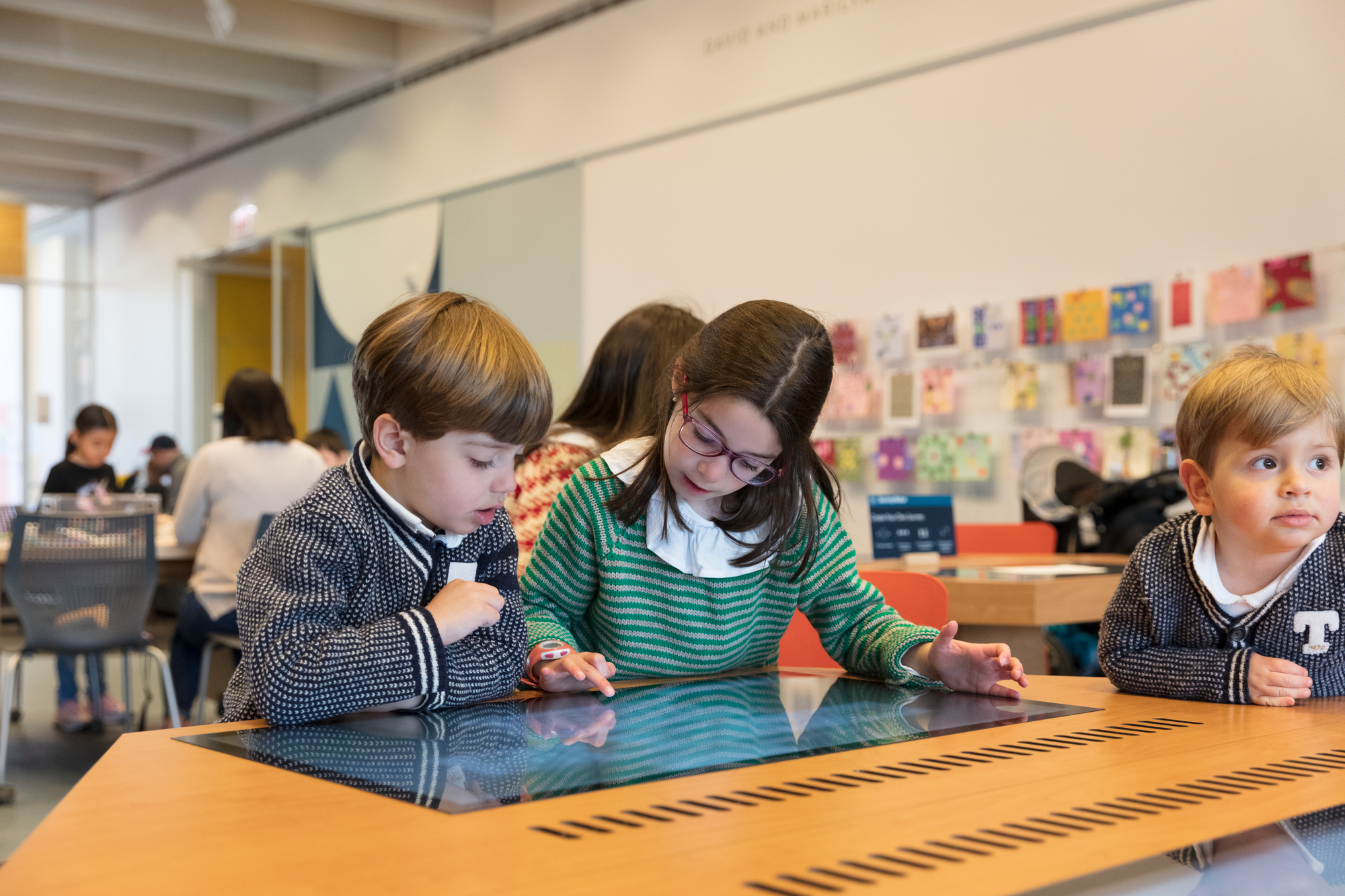 J6808 109 Int Web 72ppi 2000px Srgb Jpeg