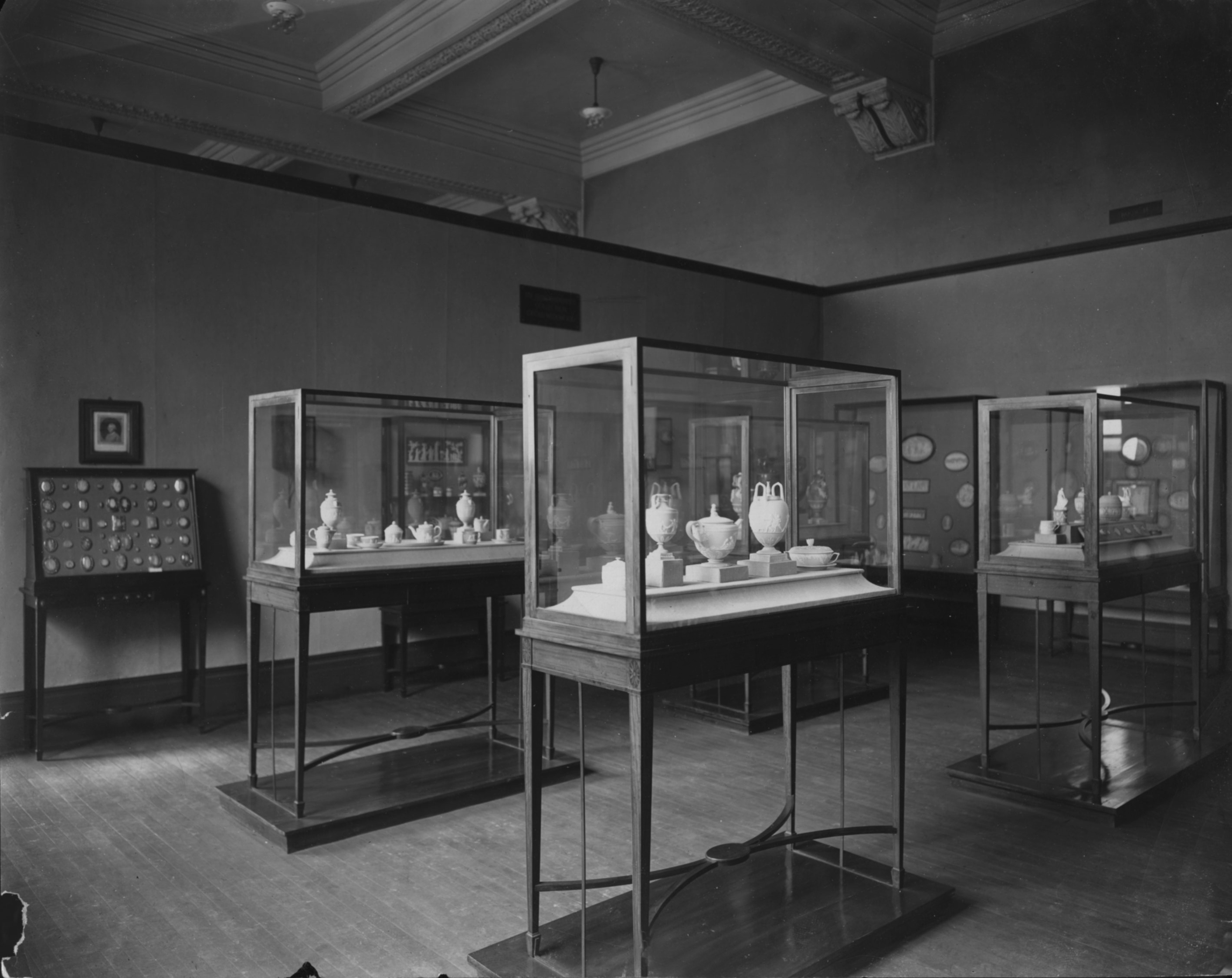 Aic1912oldwedgwood Photo 1