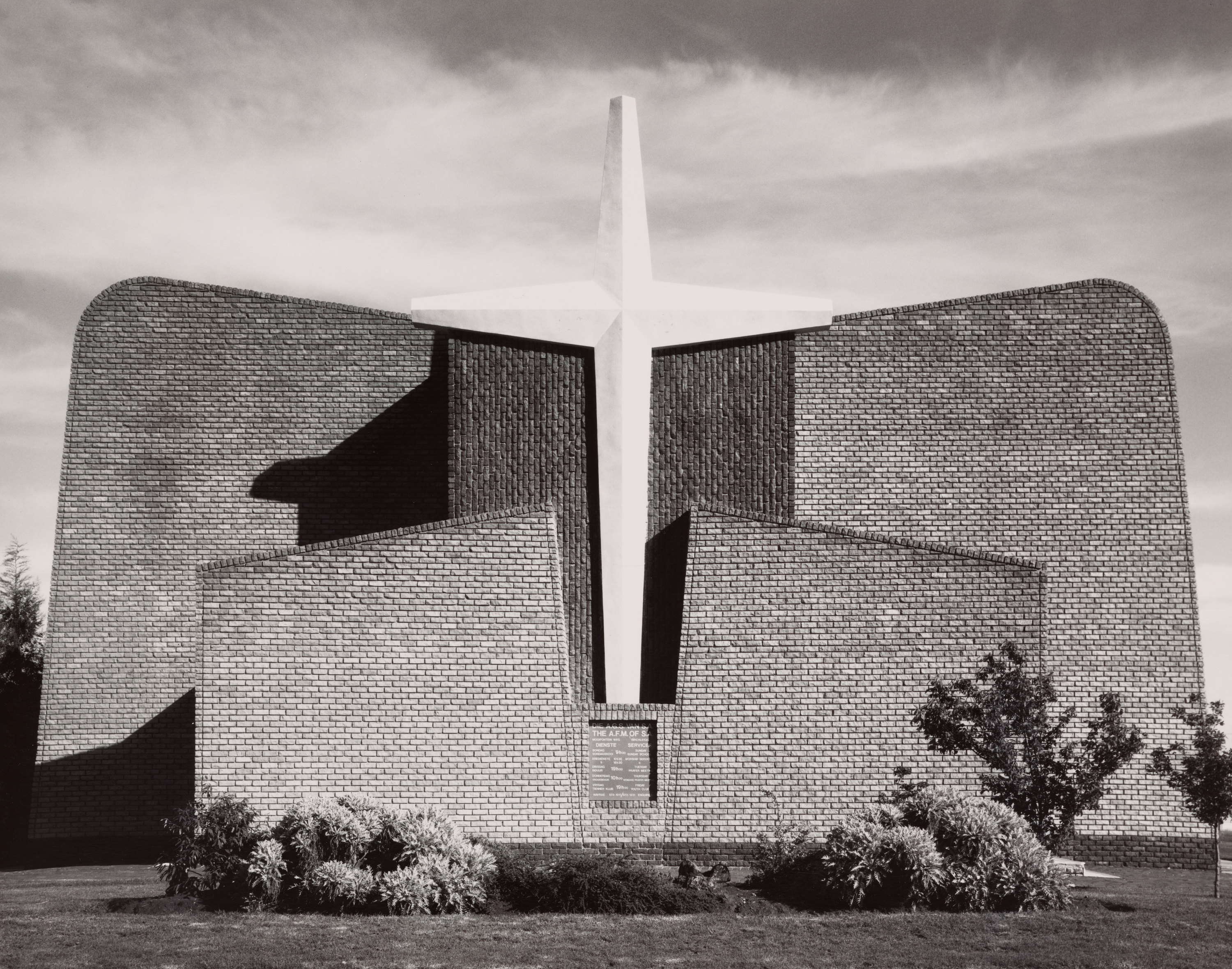 J948 Int Press 300ppi 3000px Srgb Jpeg