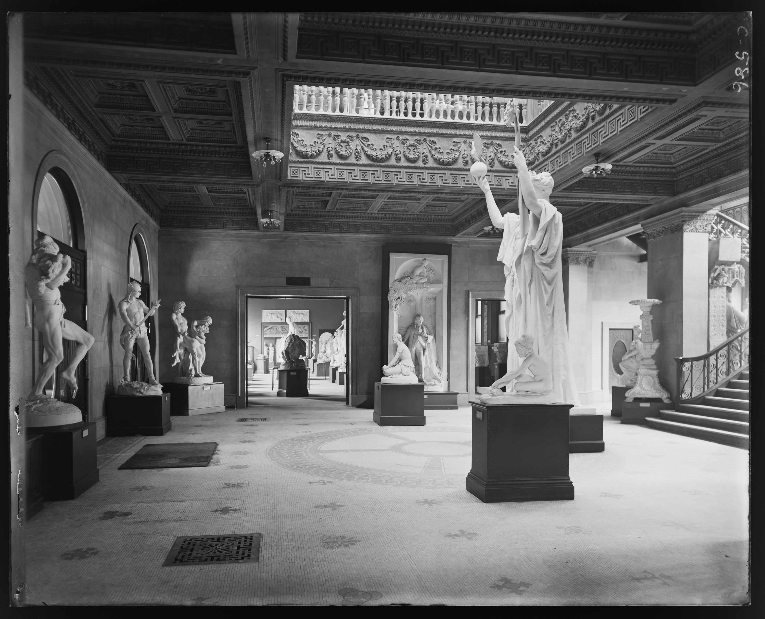 C00586 Int Press 300ppi 3000px Srgb Jpeg