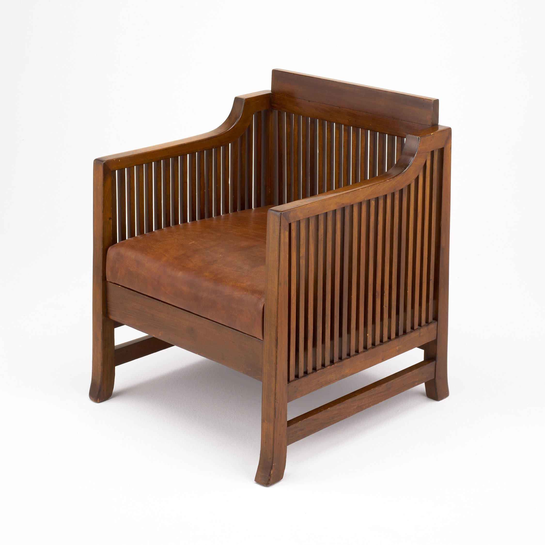 2007.79 Frank Lloyd Wright Spindle Cube Chair